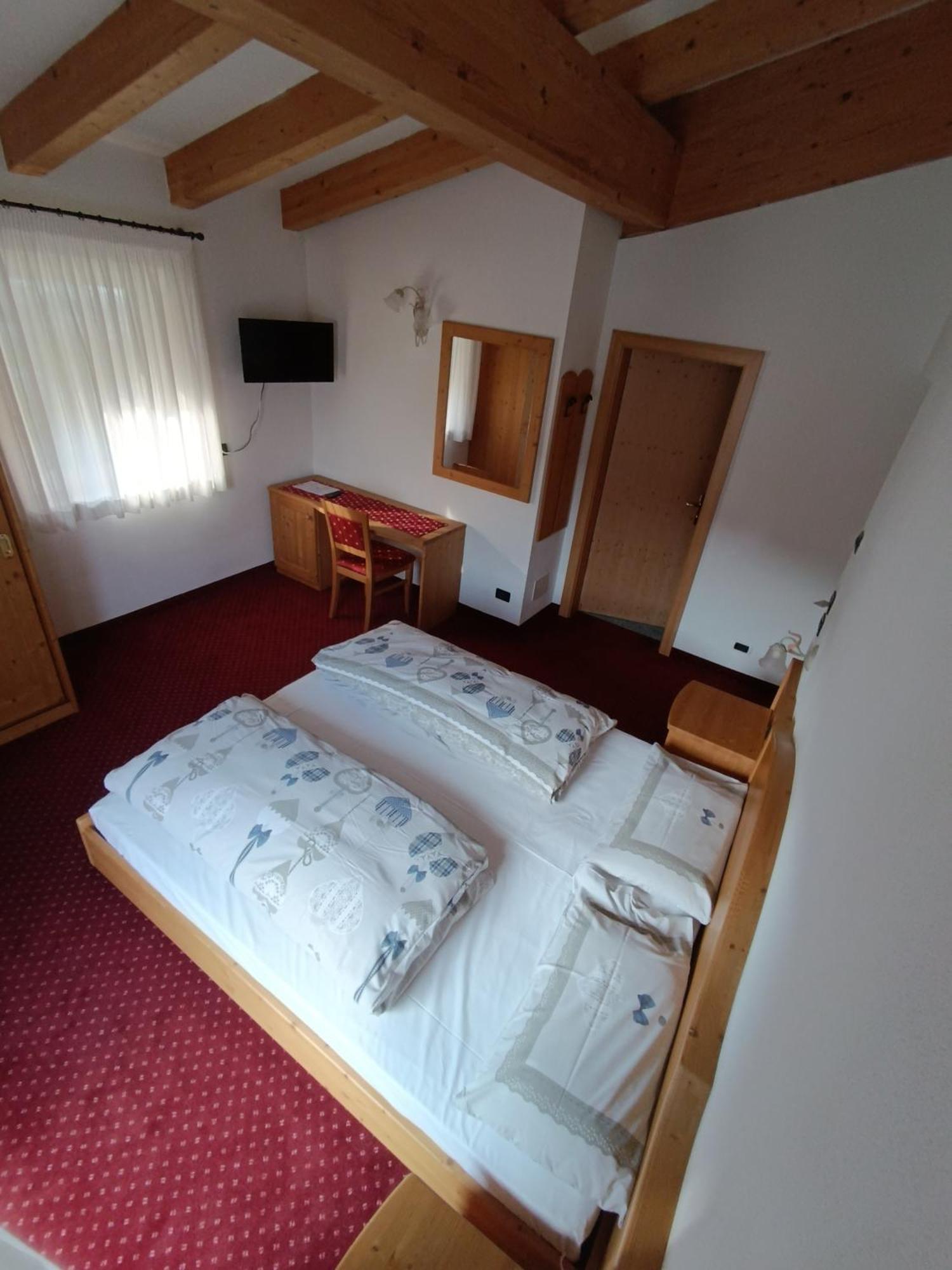 Hotel Vigo วีโก ดี ฟาสซา ภายนอก รูปภาพ